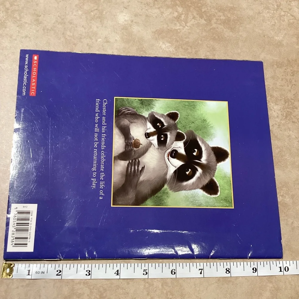 Chester Raccoon and the Acorn Full of Memories by Audrey Penn